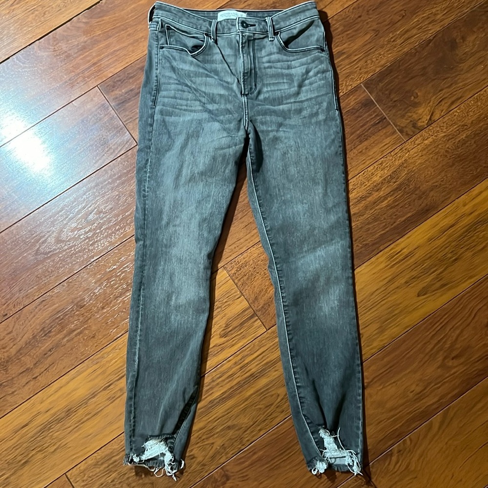 Abercrombie & Fitch High Rise Ankle Jeans